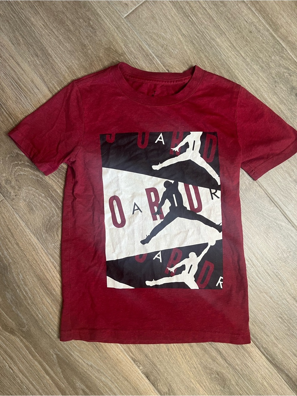 Jordan Boys' Maroon Tee with Jumpman Graphic